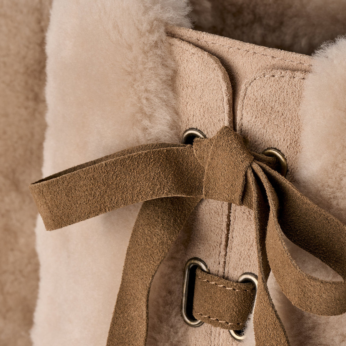 UGG Women's Après City Tall